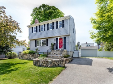 81 Assabet Rd, Quincy, Massachusetts, 4 Bedrooms Bedrooms, 9 Rooms Rooms,2 BathroomsBathrooms,Residential,For Sale,Assabet Rd,73524239