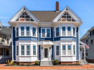 7 Horton St, Newburyport, Massachusetts, 4 Bedrooms Bedrooms, 7 Rooms Rooms,2.5 BathroomsBathrooms,Residential,For Sale,Horton St,73509859 7 Horton St, Newburyport, Massachusetts, 4 Bedrooms Bedrooms, 7 Rooms Rooms,2.5 BathroomsBathrooms,Residential,For Sale,Horton St,73509859