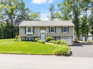 28 Vinal Street, Hudson, Massachusetts, 3 Bedrooms Bedrooms, 8 Rooms Rooms,2 BathroomsBathrooms,Residential,For Sale,Vinal Street,73519021 28 Vinal Street, Hudson, Massachusetts, 3 Bedrooms Bedrooms, 8 Rooms Rooms,2 BathroomsBathrooms,Residential,For Sale,Vinal Street,73519021