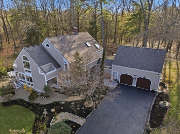 24 Parsons Road, West Newbury, Massachusetts, 4 Bedrooms Bedrooms, 12 Rooms Rooms,4 BathroomsBathrooms,Residential,For Sale,Parsons Road,73511085 24 Parsons Road, West Newbury, Massachusetts, 4 Bedrooms Bedrooms, 12 Rooms Rooms,4 BathroomsBathrooms,Residential,For Sale,Parsons Road,73511085