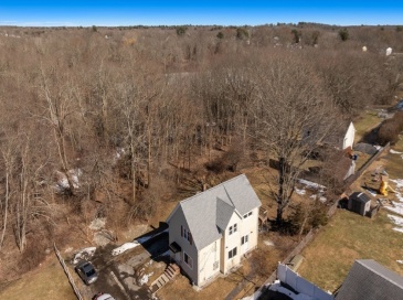 9 Akron Ln, Taunton, Massachusetts, 4 Bedrooms Bedrooms, 7 Rooms Rooms,2 BathroomsBathrooms,Residential Income,For Sale,Akron Ln,73489756 9 Akron Ln, Taunton, Massachusetts, 4 Bedrooms Bedrooms, 7 Rooms Rooms,2 BathroomsBathrooms,Residential Income,For Sale,Akron Ln,73489756