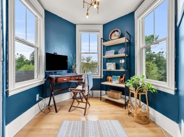 25 Barton St, Newburyport, Massachusetts, 2 Bedrooms Bedrooms, 4 Rooms Rooms,1 BathroomBathrooms,Residential,For Sale,Barton St,73528631