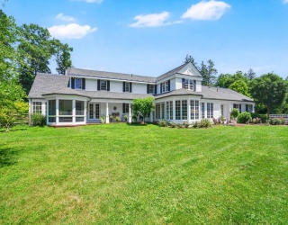 212 Springfield St, Wilbraham, Massachusetts, 4 Bedrooms Bedrooms, 12 Rooms Rooms,2.5 BathroomsBathrooms,Residential,For Sale,Springfield St,73544240