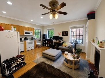 57 Gainsborough St., Boston, Massachusetts, 1 Room Rooms,1 BathroomBathrooms,Residential Lease,For Rent,Gainsborough St.,73548061