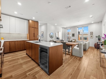 566 Columbus Ave, Boston, Massachusetts, 3 Bedrooms Bedrooms, 7 Rooms Rooms,3 BathroomsBathrooms,Residential Lease,For Rent,Columbus Ave,73548062