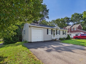 22 County Rd., Freetown, Massachusetts, 2 Bedrooms Bedrooms, 4 Rooms Rooms,1 BathroomBathrooms,Residential,For Sale,County Rd.,73548085 22 County Rd., Freetown, Massachusetts, 2 Bedrooms Bedrooms, 4 Rooms Rooms,1 BathroomBathrooms,Residential,For Sale,County Rd.,73548085