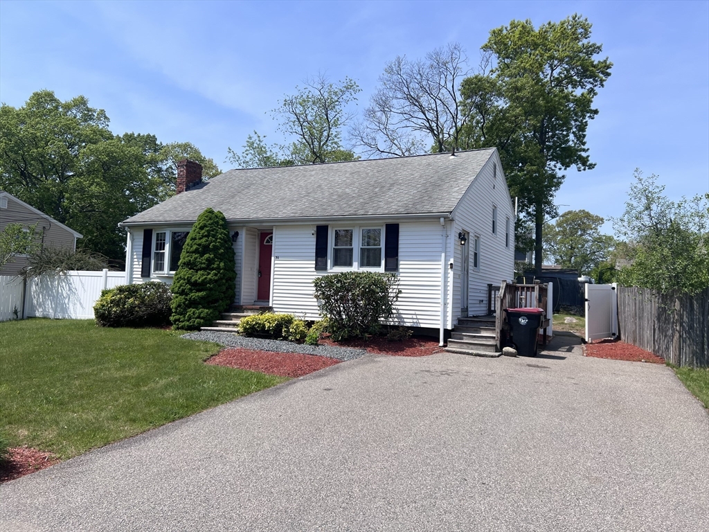 30 Stearns Ave, Brockton, Massachusetts, 4 Bedrooms Bedrooms, 6 Rooms Rooms,2 BathroomsBathrooms,Residential,For Sale,Stearns Ave,73521671