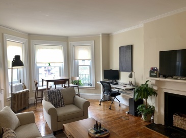 217 Newbuy Street, Boston, Massachusetts, 1 Bedroom Bedrooms, 4 Rooms Rooms,1 BathroomBathrooms,Residential Lease,For Rent,Newbuy Street,73524863