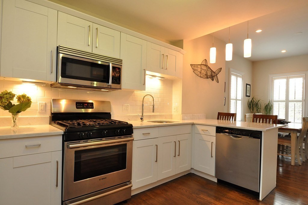 80 Rutland Street, Boston, Massachusetts, 2 Bedrooms Bedrooms, 5 Rooms Rooms,1 BathroomBathrooms,Residential Lease,For Rent,Rutland Street,73532319