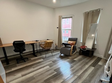 22 Marcella, Cambridge, Massachusetts, 3 Bedrooms Bedrooms, 5 Rooms Rooms,1.5 BathroomsBathrooms,Residential Lease,For Rent,Marcella,73515506