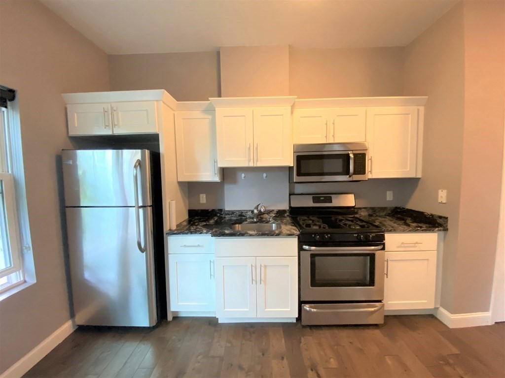 41 Saratoga, Boston, Massachusetts, 1 Room Rooms,1 BathroomBathrooms,Residential Lease,For Rent,Saratoga,73535718