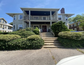 14 Upland, Brookline, Massachusetts, 3 Bedrooms Bedrooms, 6 Rooms Rooms,1 BathroomBathrooms,Residential Lease,For Rent,Upland,73548130