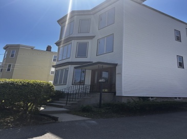 109 Coleridge, Boston, Massachusetts, 2 Bedrooms Bedrooms, 4 Rooms Rooms,1 BathroomBathrooms,Residential Lease,For Rent,Coleridge,73548171