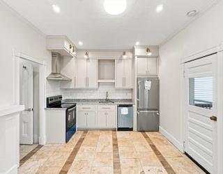 229 Saratoga St, Boston, Massachusetts, 2 Bedrooms Bedrooms, 5 Rooms Rooms,1 BathroomBathrooms,Residential Lease,For Rent,Saratoga St,73548173