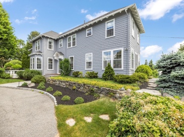 308 Ocean Ave, Marblehead, Massachusetts, 5 Bedrooms Bedrooms, 11 Rooms Rooms,3.5 BathroomsBathrooms,Residential Lease,For Rent,Ocean Ave,73547990