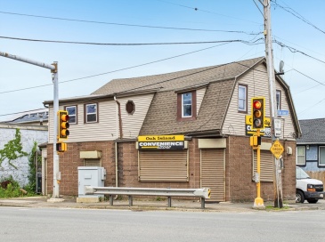 831 North Shore Road, Revere, Massachusetts, 2 Bedrooms Bedrooms, 9 Rooms Rooms,2 BathroomsBathrooms,Residential Income,For Sale,North Shore Road,73548005