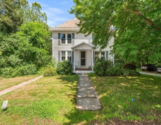 212 Prescott St, West Boylston, Massachusetts, 4 Bedrooms Bedrooms, 8 Rooms Rooms,2.5 BathroomsBathrooms,Residential,For Sale,Prescott St,73548030