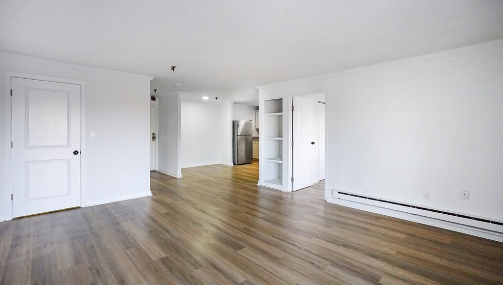 115 W Squantum St, Quincy, Massachusetts, 1 Bedroom Bedrooms, 4 Rooms Rooms,1 BathroomBathrooms,Residential Lease,For Rent,W Squantum St,73548199
