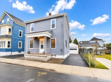 17 Wilcox St, Fall River, Massachusetts, 4 Bedrooms Bedrooms, 7 Rooms Rooms,2 BathroomsBathrooms,Residential,For Sale,Wilcox St,73548145