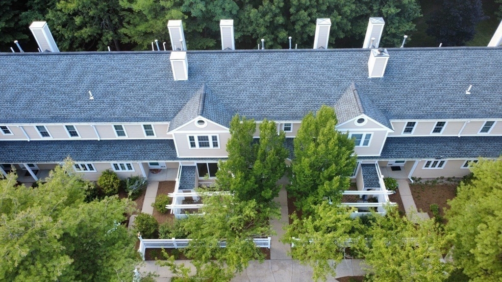 290 Allerton Commons Ln, Braintree, Massachusetts, 3 Bedrooms Bedrooms, 5 Rooms Rooms,1.5 BathroomsBathrooms,Residential,For Sale,Allerton Commons Ln,73547982