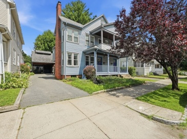 17-19 Howes St, Springfield, Massachusetts, 5 Bedrooms Bedrooms, 12 Rooms Rooms,2 BathroomsBathrooms,Residential Income,For Sale,Howes St,73548179