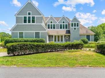 14 Glenneagle Dr, Mashpee, Massachusetts, 4 Bedrooms Bedrooms, 8 Rooms Rooms,4.5 BathroomsBathrooms,Residential,For Sale,Glenneagle Dr,73548226