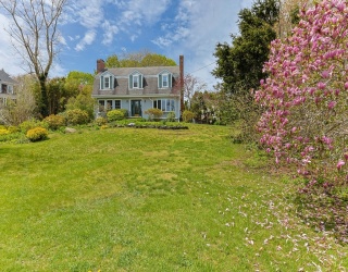 1120 Shore, Bourne, Massachusetts, 4 Bedrooms Bedrooms, 8 Rooms Rooms,2.5 BathroomsBathrooms,Residential,For Sale,Shore,73548228
