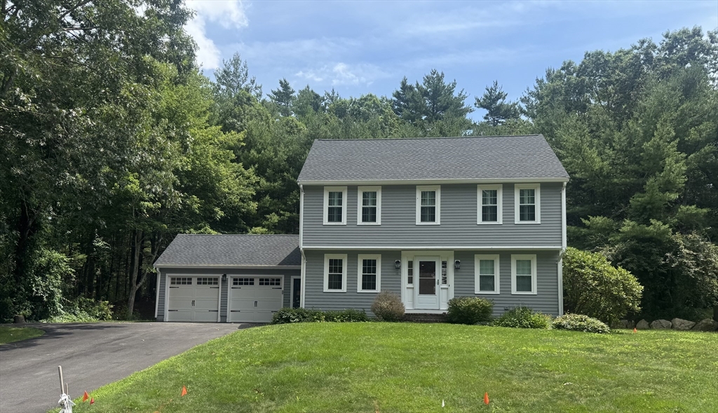 18 Silver Lake Dr, Kingston, Massachusetts, 3 Bedrooms Bedrooms, 6 Rooms Rooms,2.5 BathroomsBathrooms,Residential Lease,For Rent,Silver Lake Dr,73548235