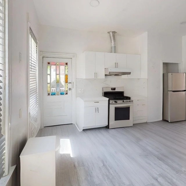 21 Clifton St, Worcester, Massachusetts, 5 Bedrooms Bedrooms, 8 Rooms Rooms,3 BathroomsBathrooms,Residential,For Sale,Clifton St,73548191