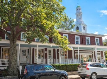 20 Main St, Rockport, Massachusetts, 1 Bedroom Bedrooms, 2 Rooms Rooms,1 BathroomBathrooms,Residential,For Sale,Main St,73547980