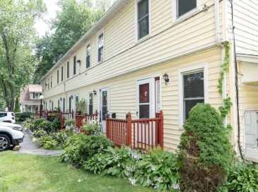 30 Clayton Street, Springfield, Massachusetts, 3 Bedrooms Bedrooms, 5 Rooms Rooms,1.5 BathroomsBathrooms,Residential,For Sale,Clayton Street,73547994