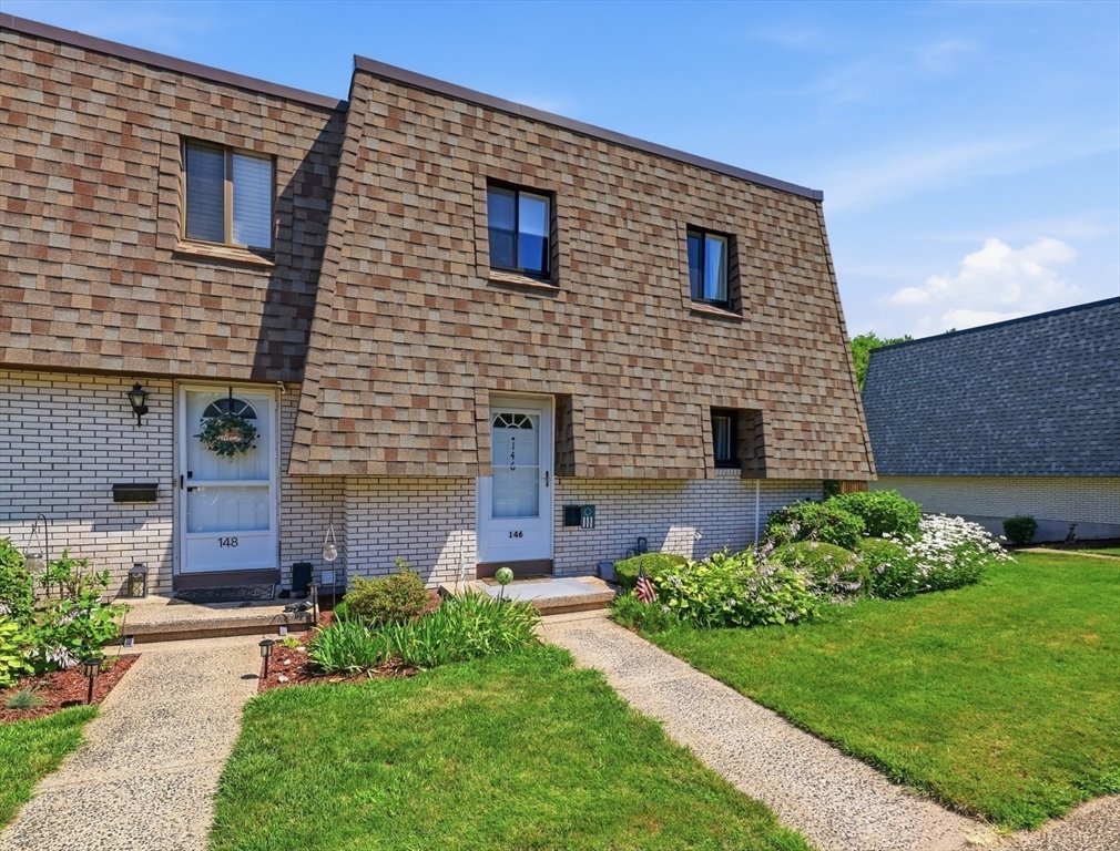 146 Beekman Drive, Agawam, Massachusetts, 3 Bedrooms Bedrooms, 6 Rooms Rooms,1.5 BathroomsBathrooms,Residential,For Sale,Beekman Drive,73544387