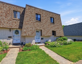 146 Beekman Drive, Agawam, Massachusetts, 3 Bedrooms Bedrooms, 6 Rooms Rooms,1.5 BathroomsBathrooms,Residential,For Sale,Beekman Drive,73544387