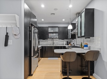 152 Old Colony, Boston, Massachusetts, 2 Bedrooms Bedrooms, 4 Rooms Rooms,2 BathroomsBathrooms,Residential Lease,For Rent,Old Colony,73535756 152 Old Colony, Boston, Massachusetts, 2 Bedrooms Bedrooms, 4 Rooms Rooms,2 BathroomsBathrooms,Residential Lease,For Rent,Old Colony,73535756
