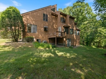 53 Clement Ct., Haverhill, Massachusetts, 3 Bedrooms Bedrooms, 6 Rooms Rooms,1.5 BathroomsBathrooms,Residential,For Sale,Clement Ct.,73548034