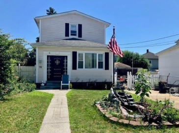76 Capitol St., New Bedford, Massachusetts, 3 Bedrooms Bedrooms, 6 Rooms Rooms,1.5 BathroomsBathrooms,Residential,For Sale,Capitol St.,73548046 76 Capitol St., New Bedford, Massachusetts, 3 Bedrooms Bedrooms, 6 Rooms Rooms,1.5 BathroomsBathrooms,Residential,For Sale,Capitol St.,73548046