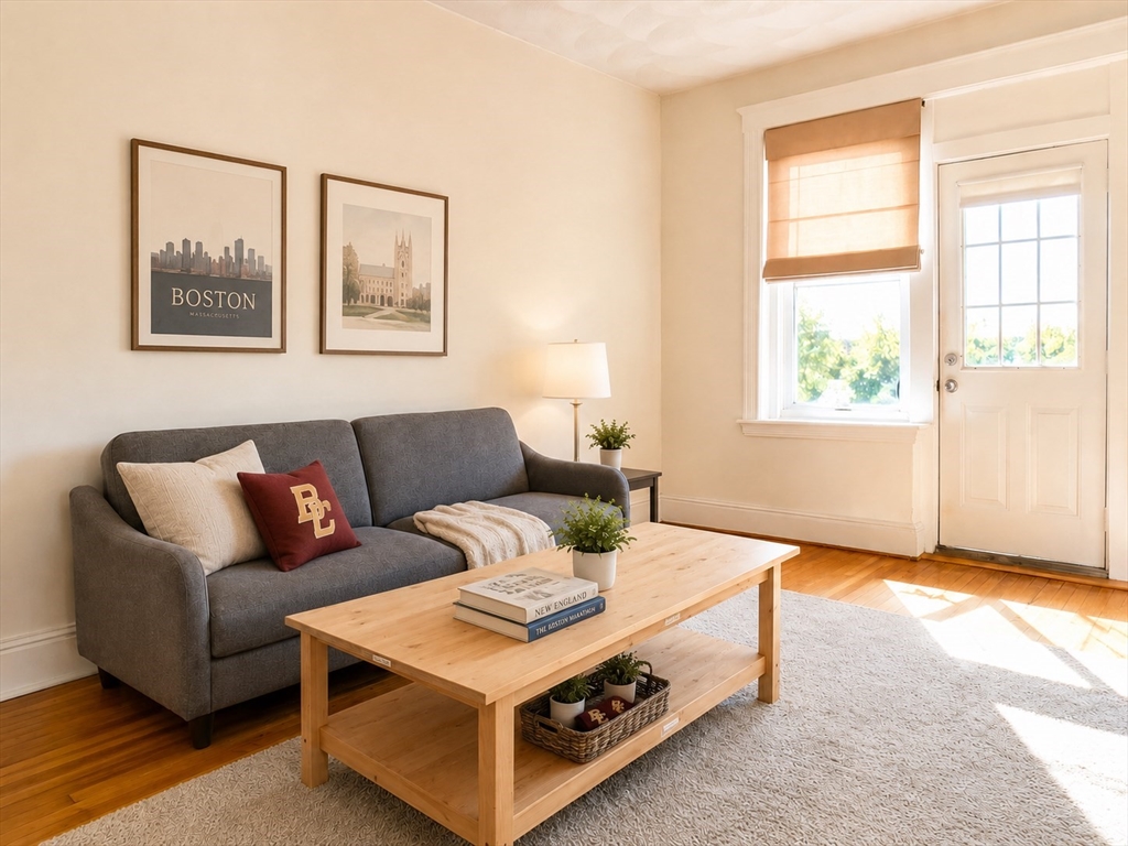 39 Mount Hood Road, Boston, Massachusetts, 2 Bedrooms Bedrooms, 4 Rooms Rooms,1 BathroomBathrooms,Residential Lease,For Rent,Mount Hood Road,73548382