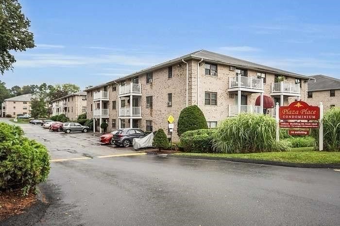 10 Kenmar Drv, Billerica, Massachusetts, 2 Bedrooms Bedrooms, 4 Rooms Rooms,1 BathroomBathrooms,Residential,For Sale,Kenmar Drv,73485727