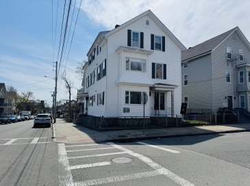 631 Walnut St, Fall River, Massachusetts, 4 Bedrooms Bedrooms, 7 Rooms Rooms,1 BathroomBathrooms,Residential Lease,For Rent,Walnut St,73548408 631 Walnut St, Fall River, Massachusetts, 4 Bedrooms Bedrooms, 7 Rooms Rooms,1 BathroomBathrooms,Residential Lease,For Rent,Walnut St,73548408