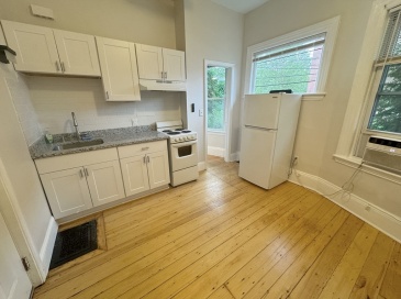 28 Academy Hill Rd, Boston, Massachusetts, 1 Room Rooms,1 BathroomBathrooms,Residential Lease,For Rent,Academy Hill Rd,73548417