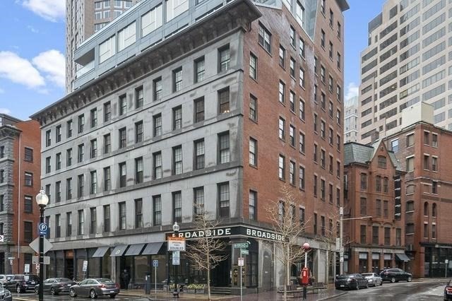 99-105 Broad St, Boston, Massachusetts, 1 Bedroom Bedrooms, 3 Rooms Rooms,1 BathroomBathrooms,Residential Lease,For Rent,Broad St,73523167