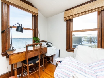 322 Humphrey Street, Swampscott, Massachusetts, 1 Bedroom Bedrooms, 4 Rooms Rooms,1 BathroomBathrooms,Residential Lease,For Rent,Humphrey Street,73548449 322 Humphrey Street, Swampscott, Massachusetts, 1 Bedroom Bedrooms, 4 Rooms Rooms,1 BathroomBathrooms,Residential Lease,For Rent,Humphrey Street,73548449