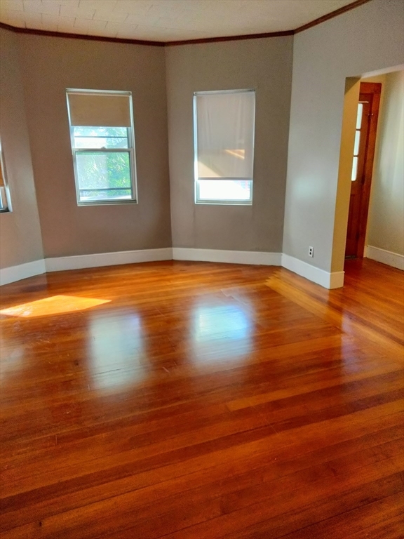 241 Highland Ave, Somerville, Massachusetts, 2 Bedrooms Bedrooms, 4 Rooms Rooms,1 BathroomBathrooms,Residential Lease,For Rent,Highland Ave,73548464