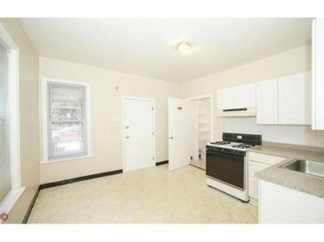 27 Magee Street, Cambridge, Massachusetts, 1 Bedroom Bedrooms, 3 Rooms Rooms,1 BathroomBathrooms,Residential Lease,For Rent,Magee Street,73525072 27 Magee Street, Cambridge, Massachusetts, 1 Bedroom Bedrooms, 3 Rooms Rooms,1 BathroomBathrooms,Residential Lease,For Rent,Magee Street,73525072