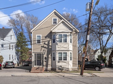 145 Murdock, Boston, Massachusetts, 3 Bedrooms Bedrooms, 6 Rooms Rooms,1 BathroomBathrooms,Residential Lease,For Rent,Murdock,73548470