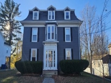 72 Linden Street, Reading, Massachusetts, 1 Bedroom Bedrooms, 2 Rooms Rooms,1 BathroomBathrooms,Residential Lease,For Rent,Linden Street,73548477