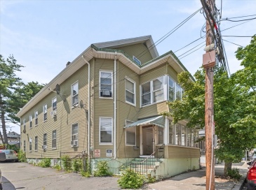 32 Salem St, Salem, Massachusetts, 3 Bedrooms Bedrooms, 6 Rooms Rooms,1 BathroomBathrooms,Residential Lease,For Rent,Salem St,73548498 32 Salem St, Salem, Massachusetts, 3 Bedrooms Bedrooms, 6 Rooms Rooms,1 BathroomBathrooms,Residential Lease,For Rent,Salem St,73548498