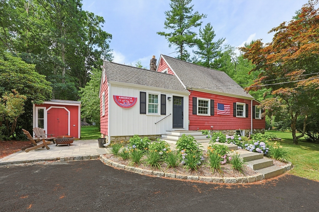 2 Ox Pasture Way, Norfolk, Massachusetts, 2 Bedrooms Bedrooms, 4 Rooms Rooms,2 BathroomsBathrooms,Residential Lease,For Rent,Ox Pasture Way,73548507