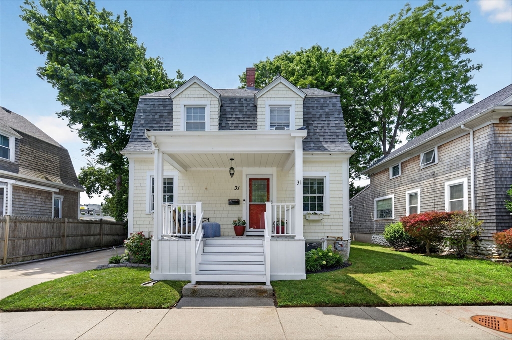 31 Chancery St, New Bedford, Massachusetts, 3 Bedrooms Bedrooms, 6 Rooms Rooms,1 BathroomBathrooms,Residential,For Sale,Chancery St,73548534