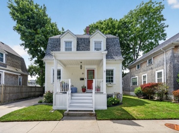 31 Chancery St, New Bedford, Massachusetts, 3 Bedrooms Bedrooms, 6 Rooms Rooms,1 BathroomBathrooms,Residential,For Sale,Chancery St,73548534 31 Chancery St, New Bedford, Massachusetts, 3 Bedrooms Bedrooms, 6 Rooms Rooms,1 BathroomBathrooms,Residential,For Sale,Chancery St,73548534